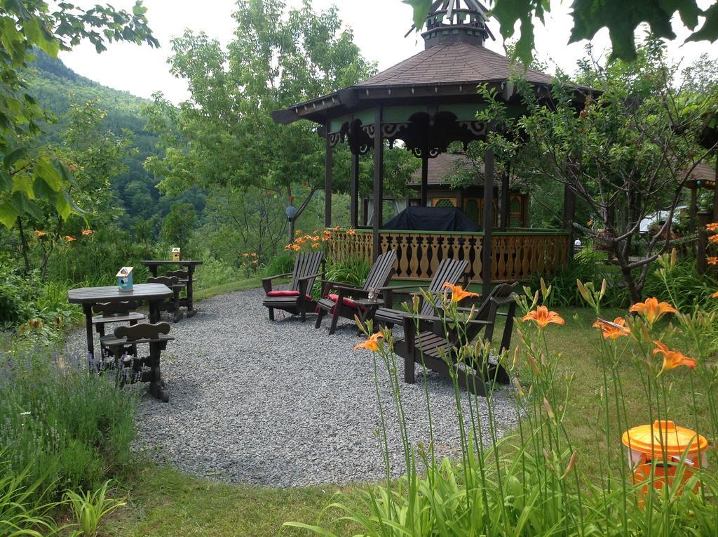 Auberge La Cote D'Or Petite-Riviere-Saint-Francois Exterior photo