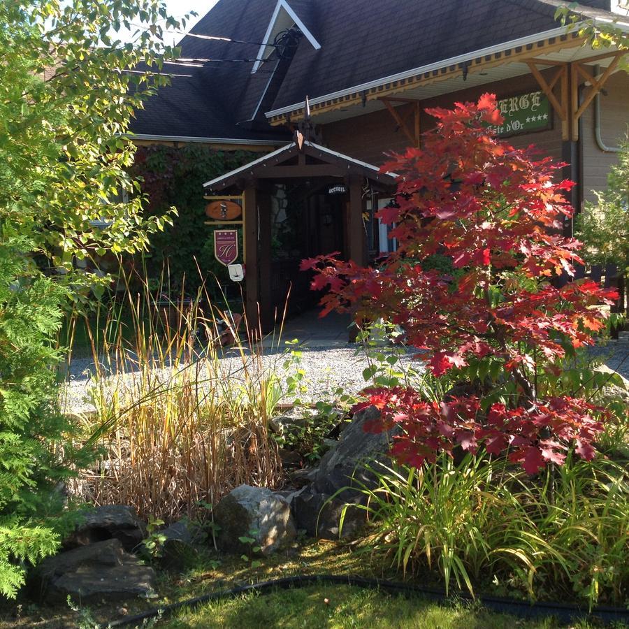 Auberge La Cote D'Or Petite-Riviere-Saint-Francois Exterior photo